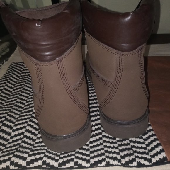 Brown Leather Timberlands - Picture 7 of 9